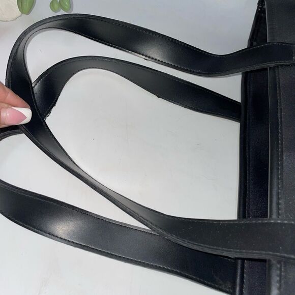 Calvin Klein Carey-On Weekender - Picture 8 of 10